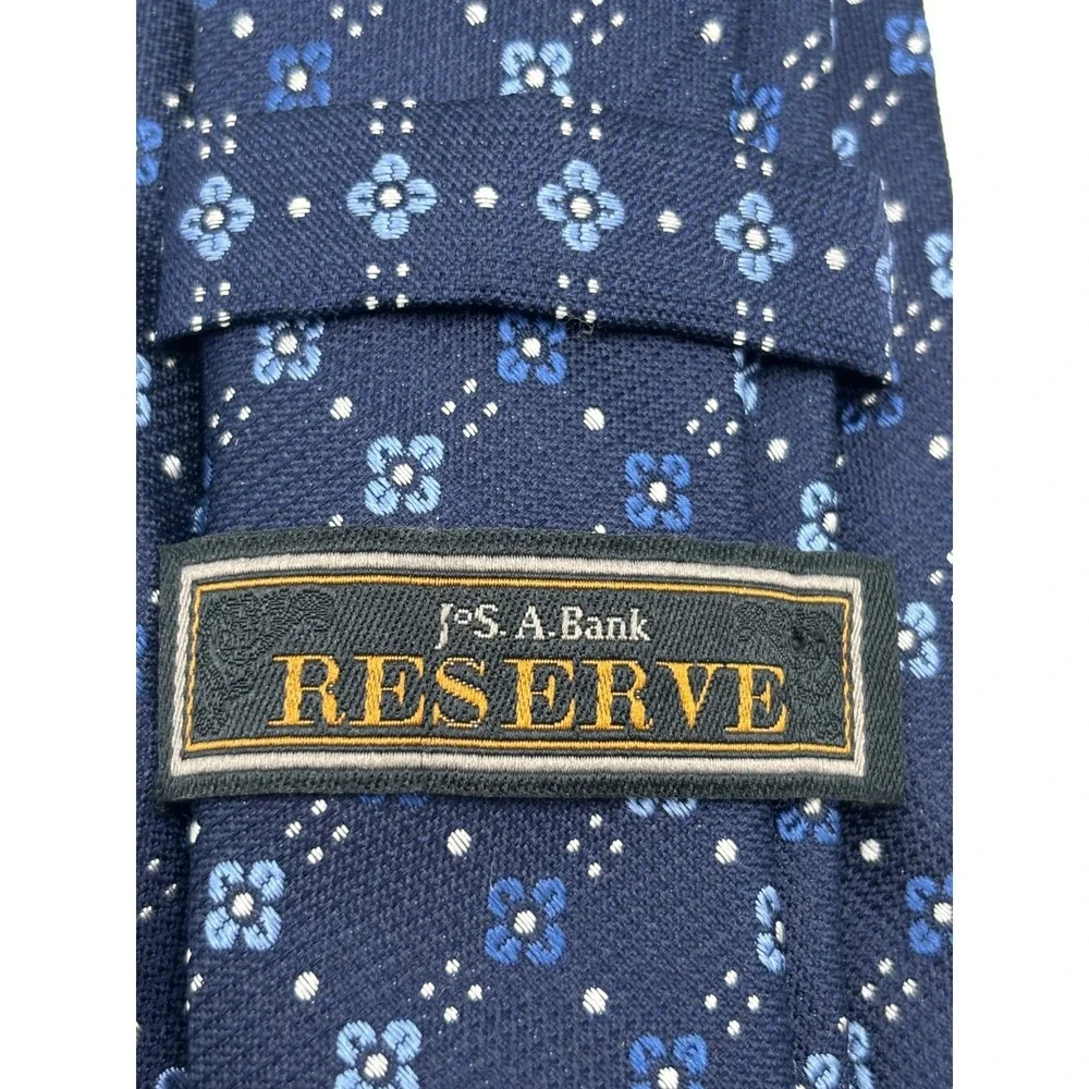 Jos. A. Bank Men's 100% Silk Neck Tie, Made In Italy, Blue Geometric Pattern